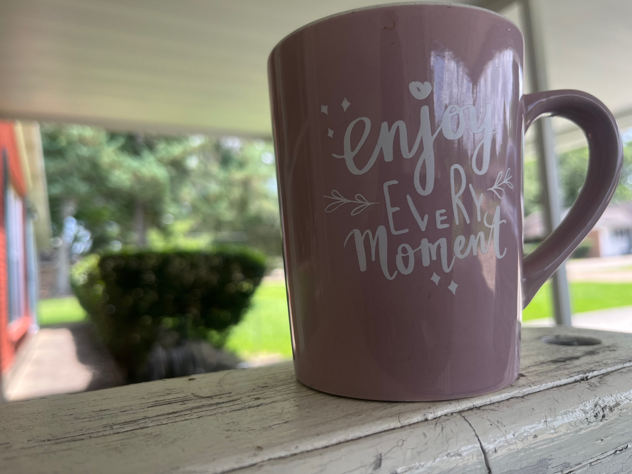 The Beauty of a Quiet Friday + Makeup Picks for today