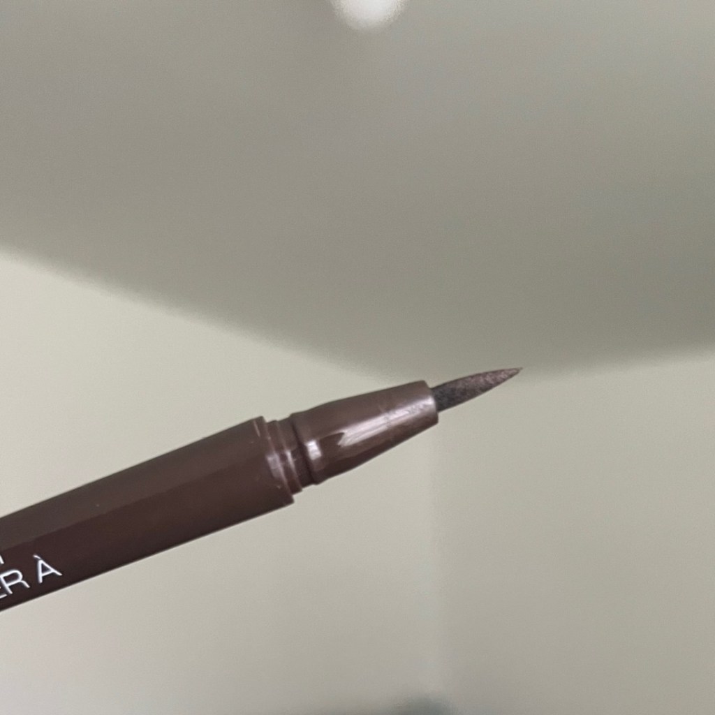 Wet n Wild Proline Eyeliner in Dark Brown felt tip applicator.