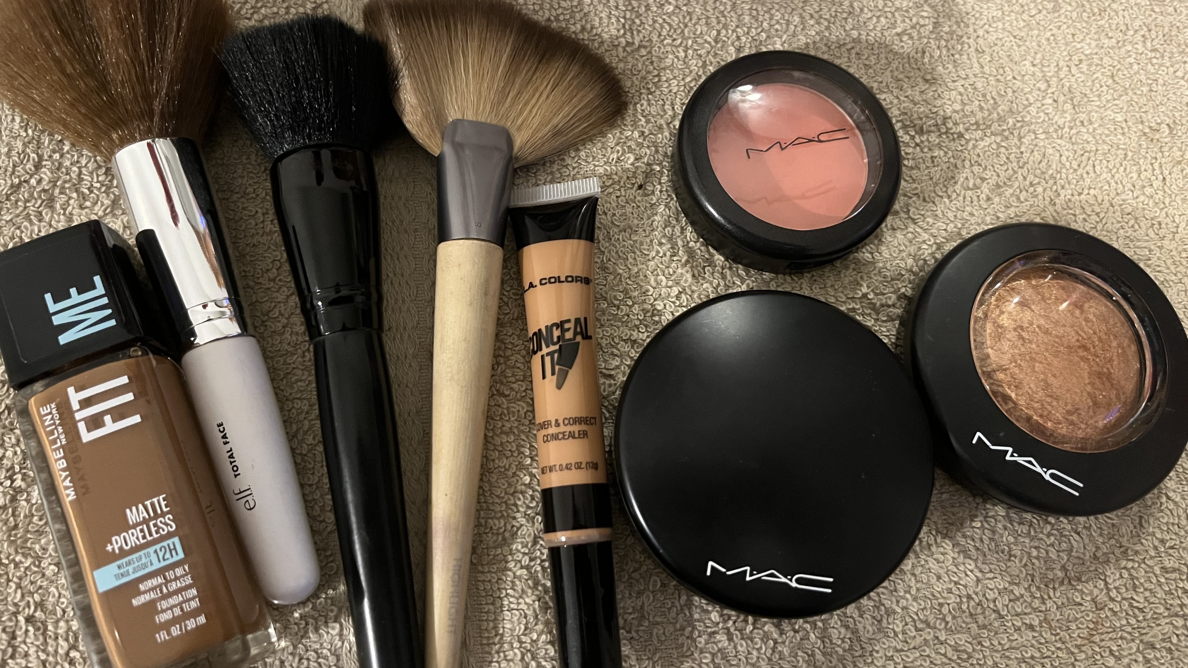 Saturday Self Care: What’s Your Favorite Routine for Doing Makeup?