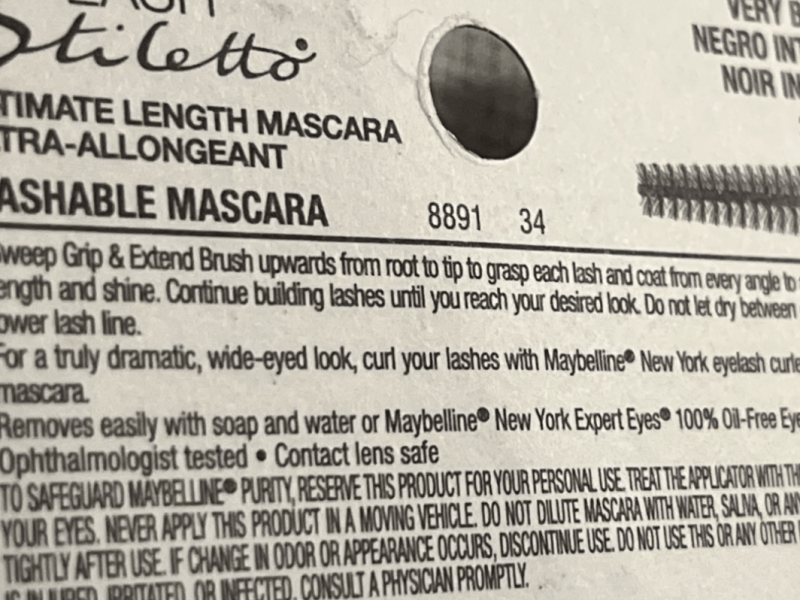 Do You Read Makeup&nbsp;Packaging?