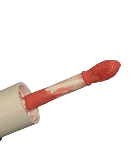 Applicator for elf camo blush in the color Pinky Promise.