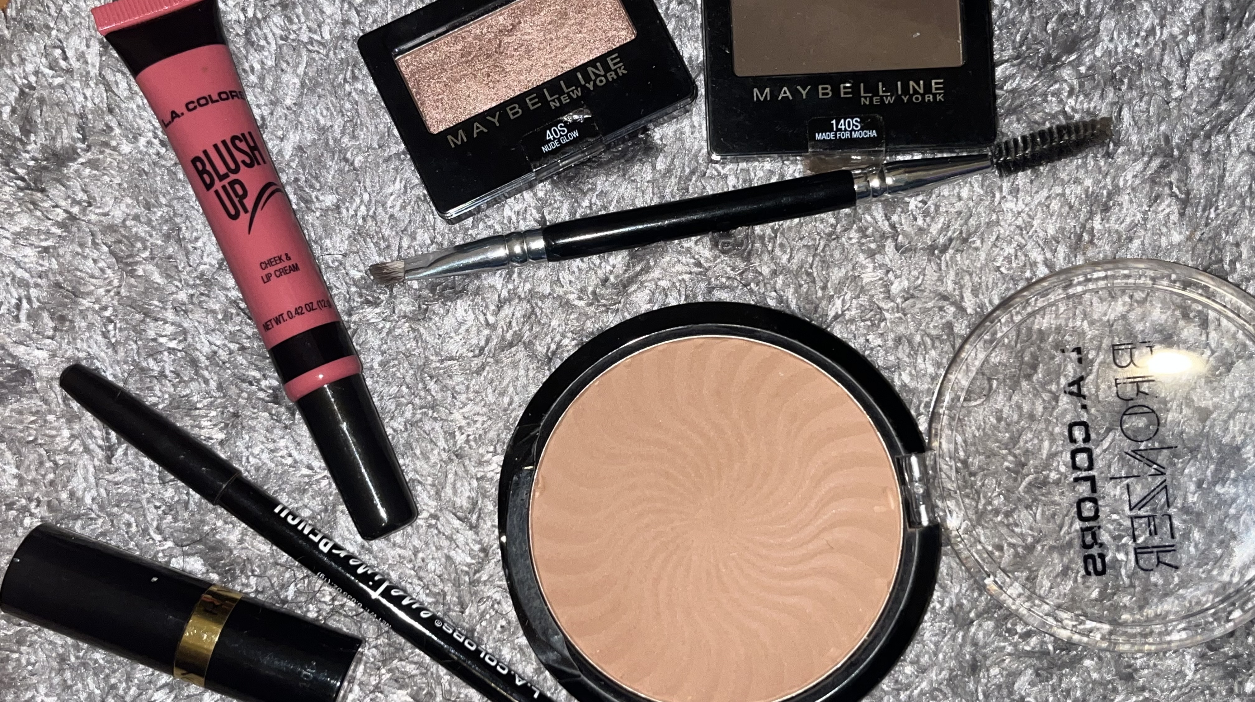 Transform Your Makeup: Dual-Purpose Products
