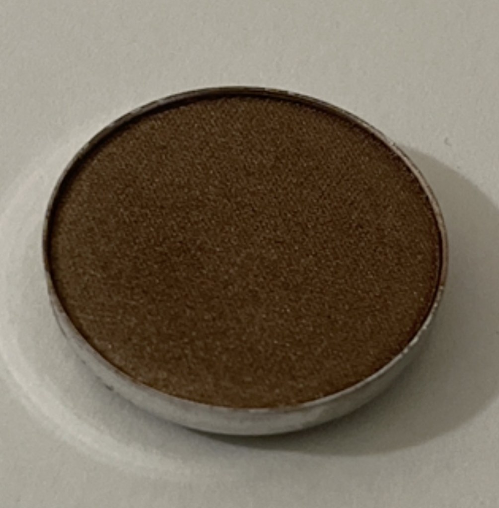 Mac Woodwinked eyeshadow refill pan.